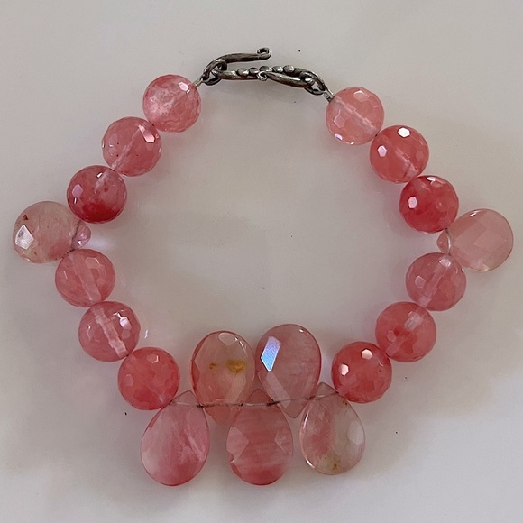 Elegant Light Pink Beaded Stone Jewels Infinity Accent Bracelet - Picture 5 of 5